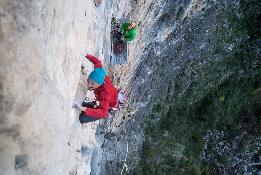 Climbing: El Chaman Loco, El Salto, Mexico, Simone Pedeferri, Paolo Marazzi, Marco Maggioni