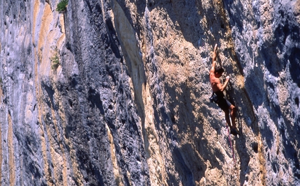 Céüse – France - Francesco Tremolada climbing at  Cascade, Céüse
