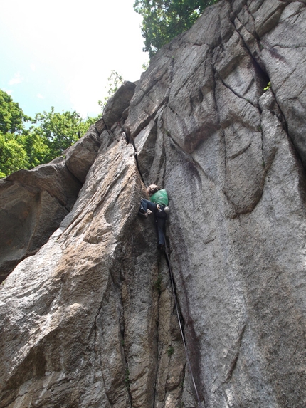 Wonderland, Valle Po, Piedmont - The trad climbing crag Wonderland, Valle Po, Piedmon, Italy
