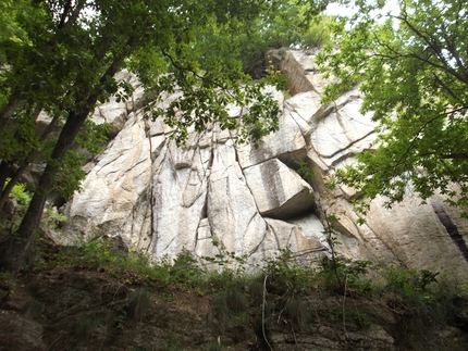 Wonderland, Valle Po, Piedmont - The trad climbing crag Wonderland, Valle Po, Piedmon, Italy