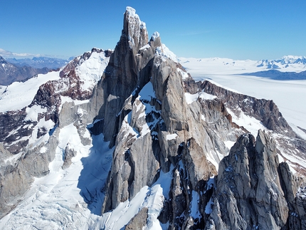 La Traversata della Torre Egger in Patagonia di Priti e Jeff Wright