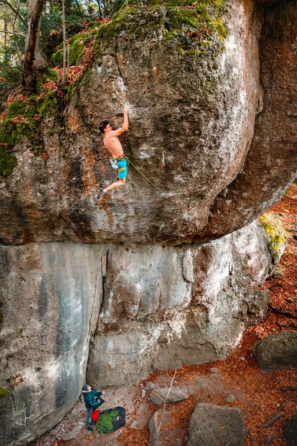 Marco Zanone climbing Action Directe in Frankenjura - 