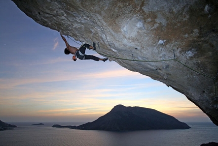 Inshallah - Nicolas Favresse during the first ascent of Inshallah 8c+, Kalymnos