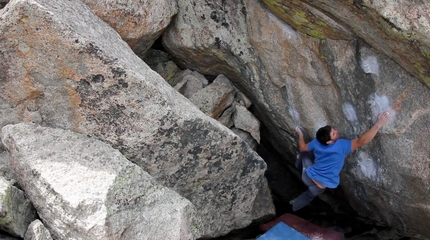 Jon Glassberg boulder a Mt. Evans, Colorado