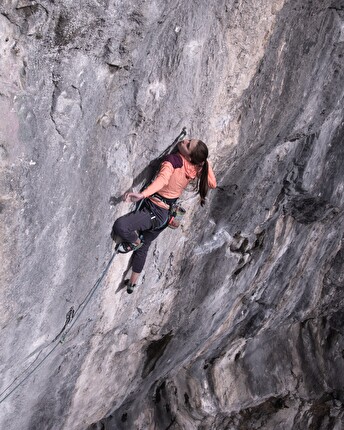 Iris Bielli - Iris Bielli sale il suo primo 8c+, 'Il lupo perde il pelo ma non il vizio' al Sasso Pelo in Lombardia, 20/01/2026 Iris Bielli - Iris Bielli sale il suo primo 8c+, 'Il lupo perde il pelo ma non il vizio' al Sasso Pelo in Lombardia, 20/01/2026