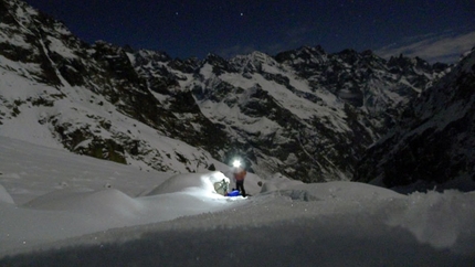 Follow the Gully - Barre des Ecrins - The bivy