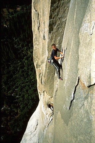 Leo Houlding - Leo Houlding dynoing through the crux of The Passage to Freedom, El Capitan, Yosemite.