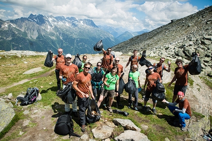 Arc'teryx Alpine Academy 2015 Monte Bianco - Giornata di pulizia al Arc'teryx Alpine Academy 2015