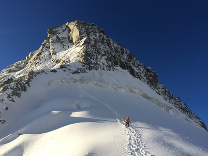 Ueli Steck, #82summits - Ueli Steck and the 82 4000ers in the Alps: Aiguille Blanche