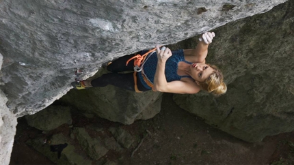 Lena Herrmann, Frankenjura, climbing - Lena Herrmann climbing Battle Cat in the Frankenjura. With this route she has become the first German woman to climb an 8c+