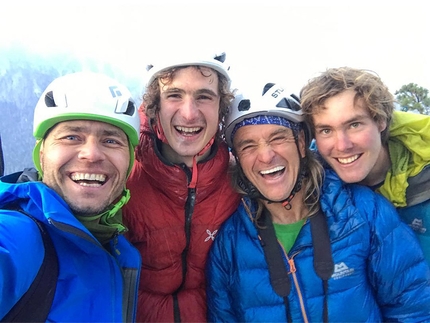 Adam Ondra, Dawn Wall, El Capitan, Yosemite - Pavel Blažek, Adam Ondra, Heinz Zak and Christian Wild on the summit of El Capitan on 21/11/2016