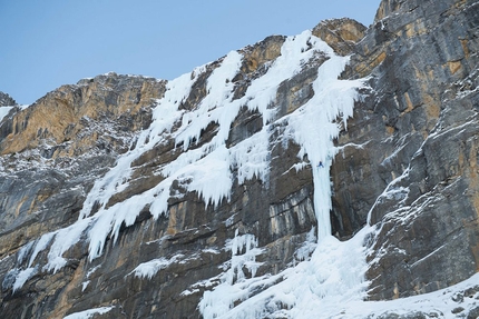 Dani Arnold free solo climbs Beta Block Super icefall up Breitwangfluh in Switzerland