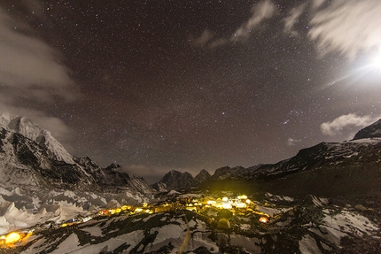 Everest Nepal - Everest base camp at night photographed by Elia Saikaly