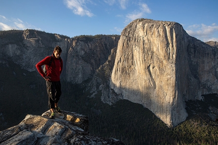 Alex Honnold El Capitan, Freerider - Alex Honnold standing in front of El Capitan, Yosemite, USA where, on 3 June 2017, he carried out the monumental free solo of Freerider
