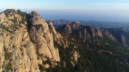 Duos, l'arrampicata che unisce in Sardegna