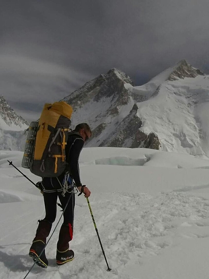 Denis Urubko apre nuova via in solitaria sul Gasherbrum II