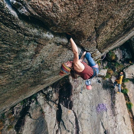 Barbara Zangerl climbs Greenspit in Valle dell’Orco