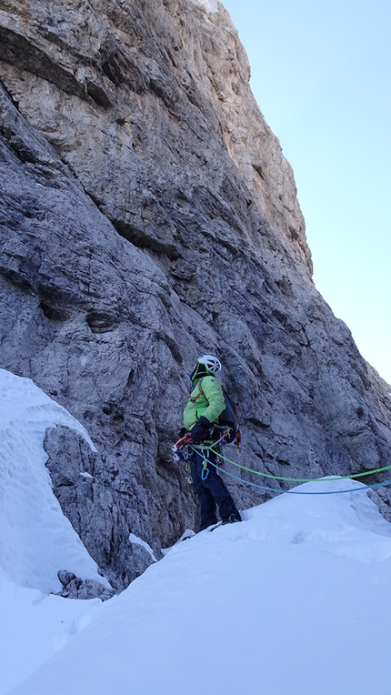 Brenta Dolomites, Campanile Basso, Canalone Ovest  - Climbing up Canalone Ovest next to Campanile Basso, Brenta Dolomites (Piero Onorati, Francesco Salvaterra 15/11/2020)
