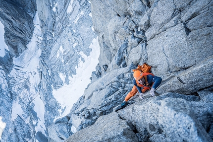 Dani Arnold climbs Petit Dru North Face speed solo