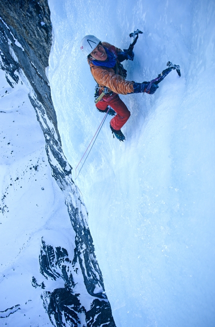 Crack Baby at Kandersteg: Stephan Siegrist climbing in the footsteps of Xaver Bongard, Michael Gruber