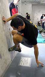 arrampicata, boulder contest BSide, Leoncini