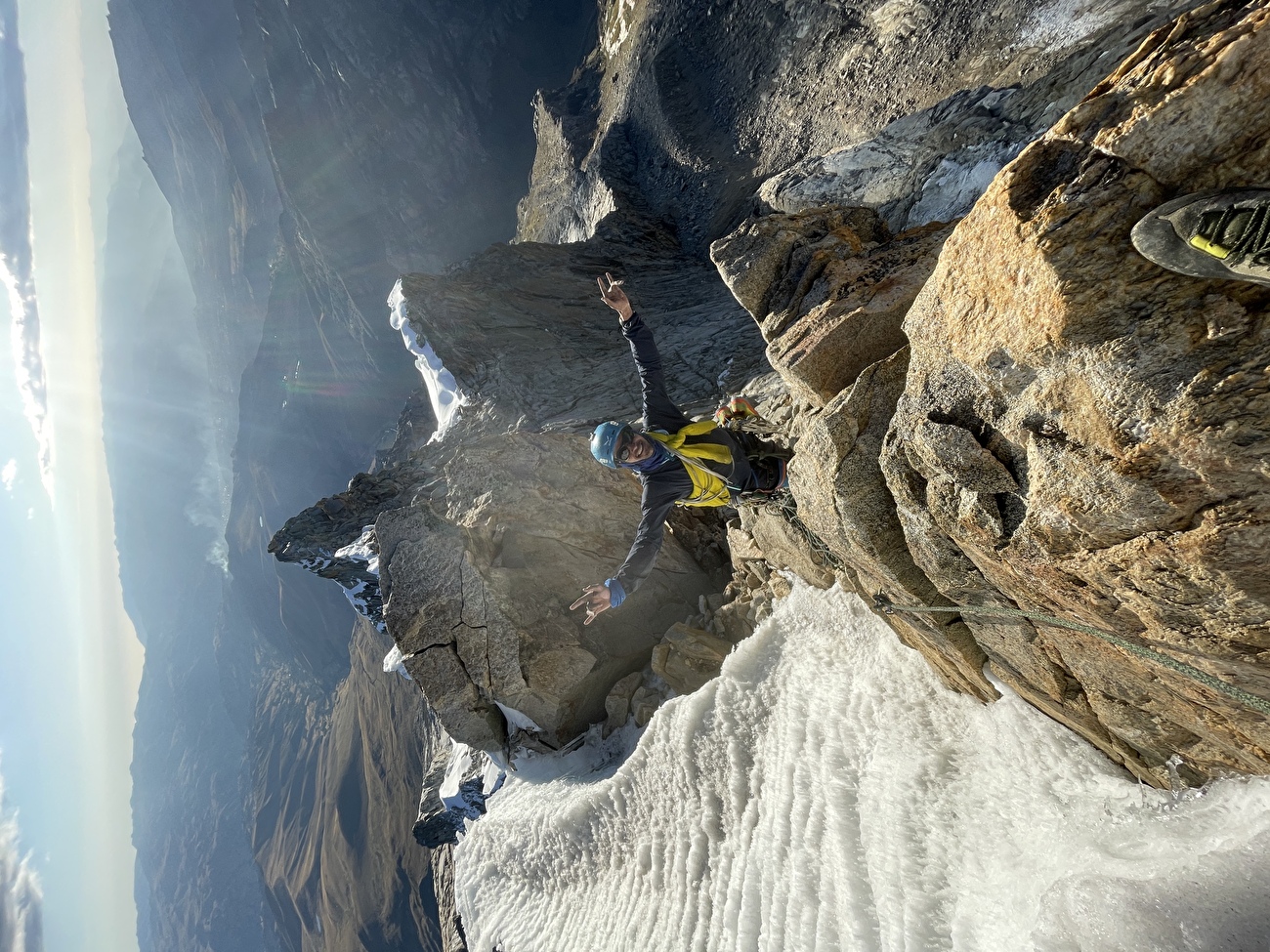 Nevado Cashan West Peru, Mike Bowyer, Tom Schindfessel