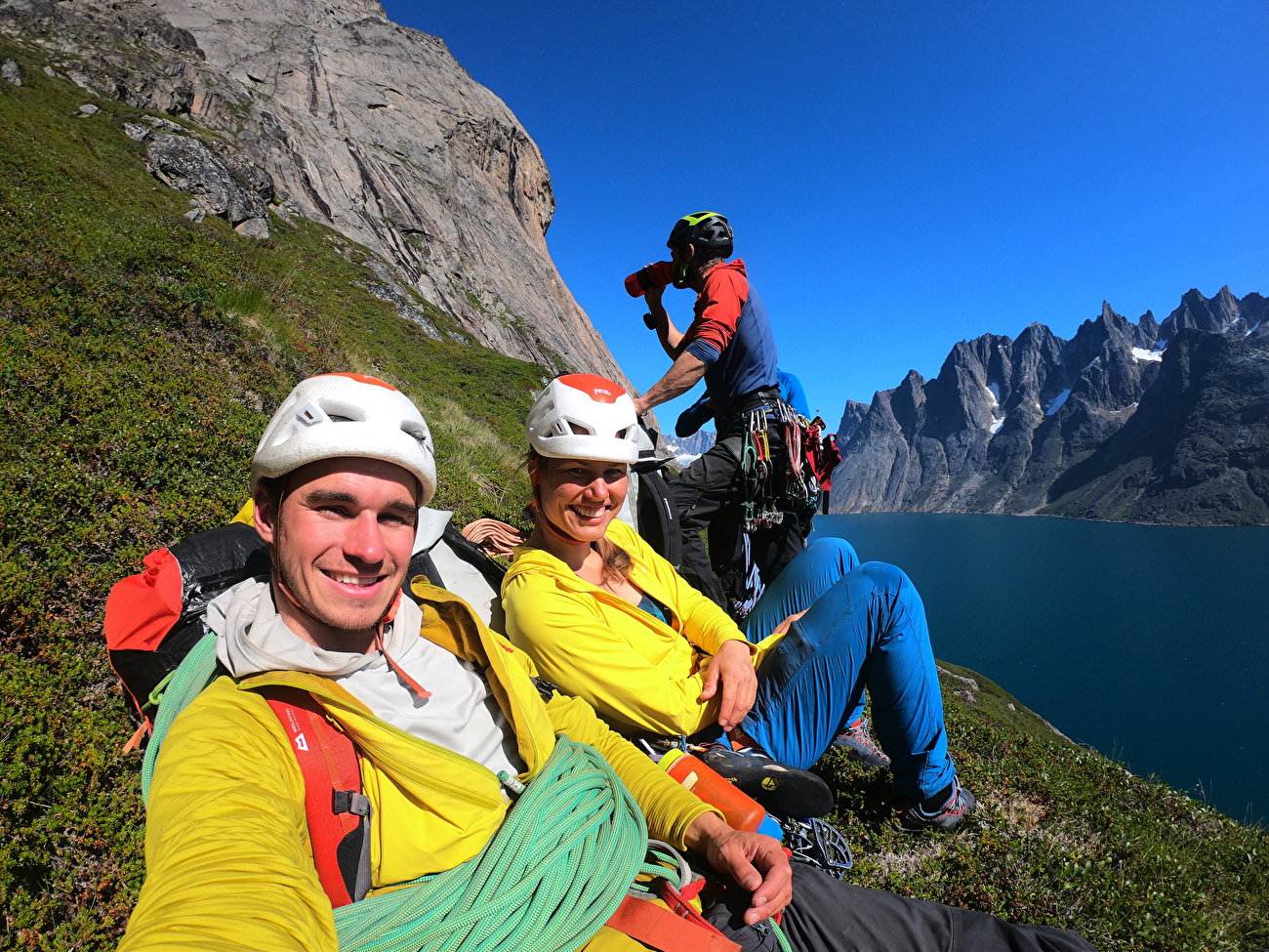 Torsukattak Fjord, Groenlandia, Miška Izakovičová, Callum Johnson, Tim Miller, Simon Smith