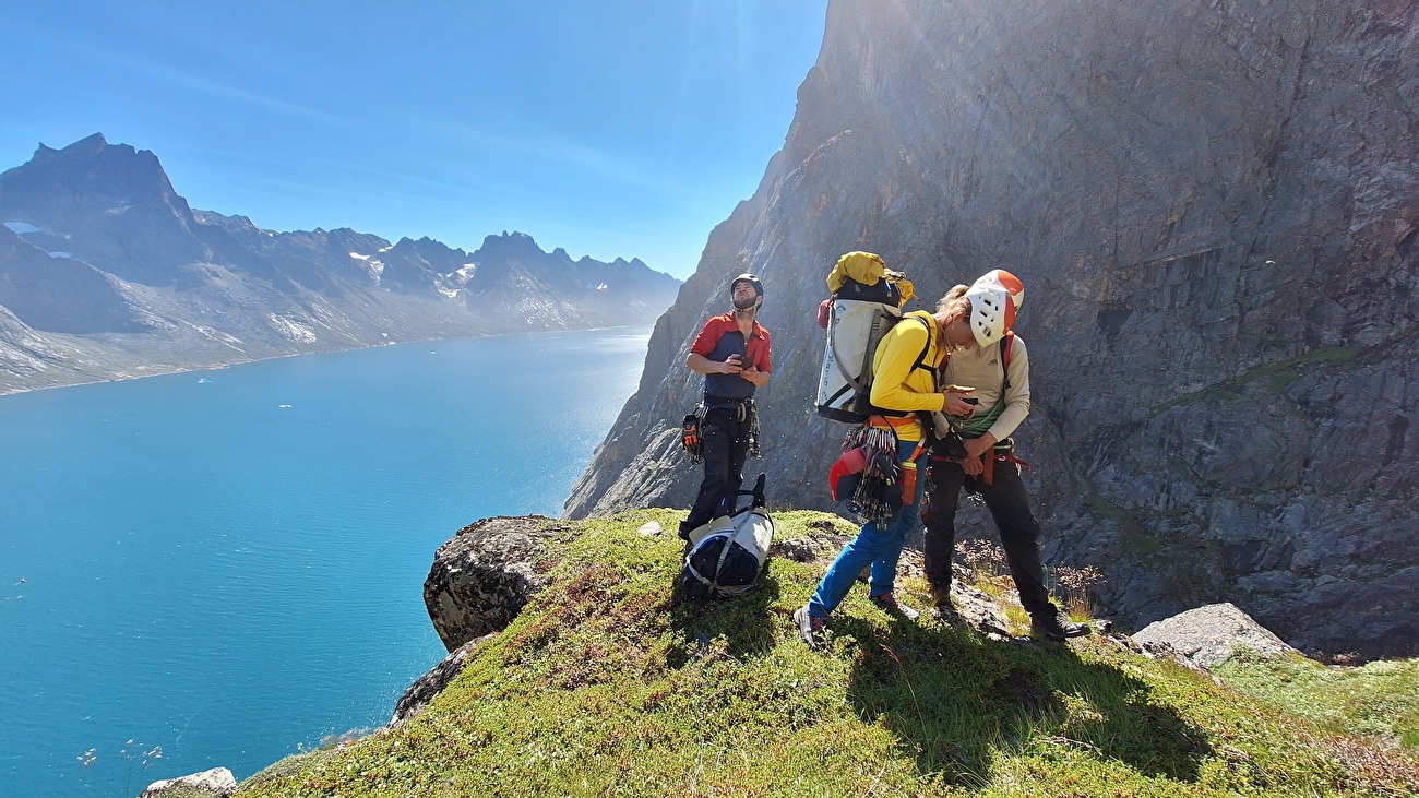 Torsukattak Fjord, Groenlandia, Miška Izakovičová, Callum Johnson, Tim Miller, Simon Smith