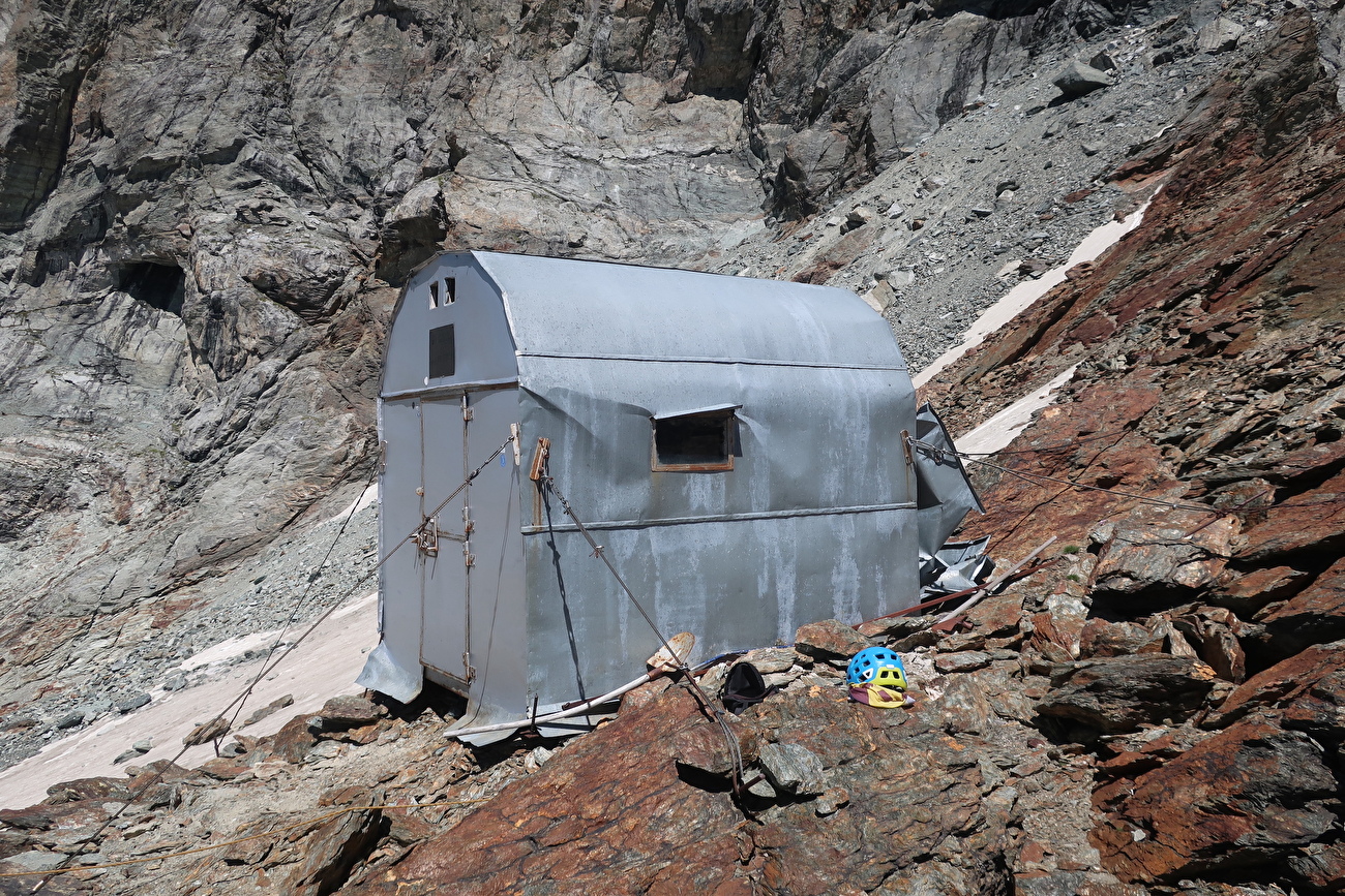 Bossi - Filippi Bivouac, Colle del Breuil, Matterhorn