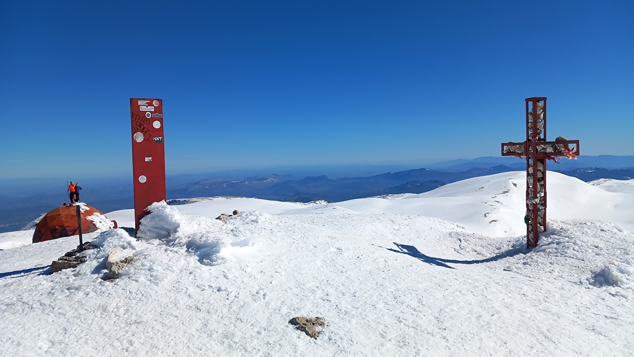 Monte Amaro Maiella ski mountaineering