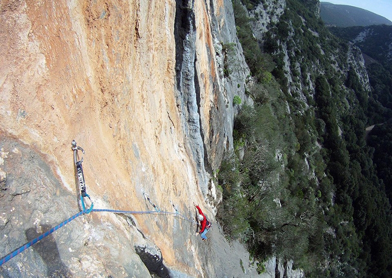 Punta Pilocca, climbing in Sardinia