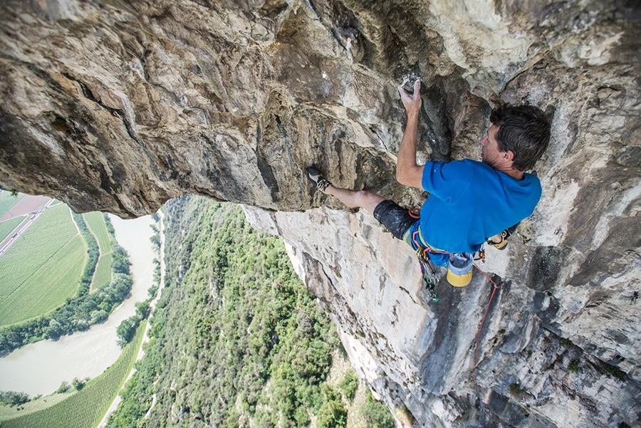 Rolando Larcher, Monte Cimo, Scoglio dei Ciclopi, climbing