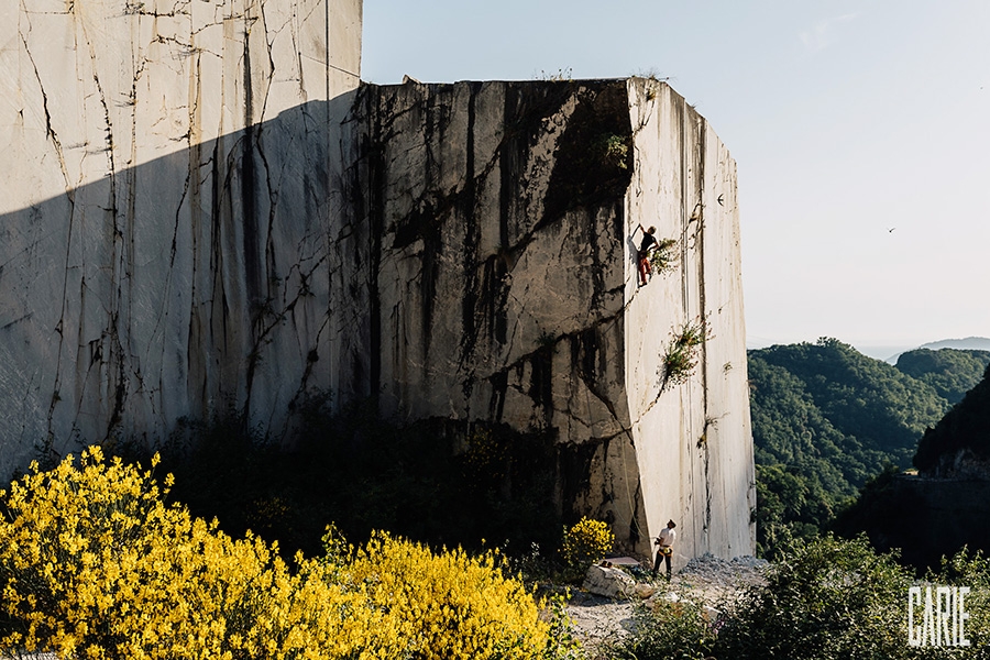 Carie, marble quarries, Apuan Alps