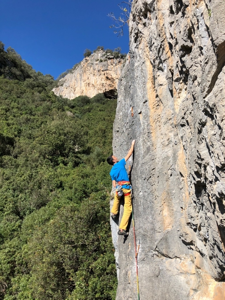 Climbing in Sardinia, Samugheo, Yucatàn