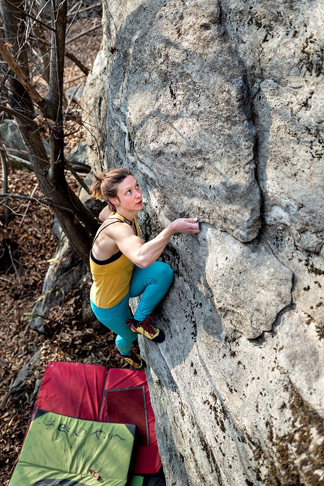 Bouldering in Valle Orco, Pont Canavese