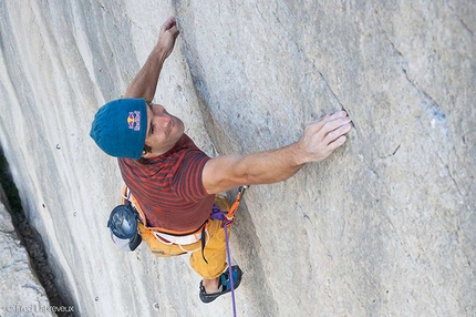 Chris Sharma climbing back to the future on Magie blanche at Mouriès