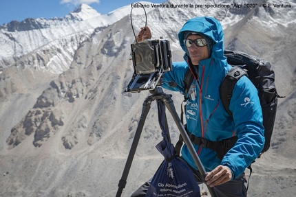Sulle tracce dei ghiacciai: la presentazione spedizione Alpi 2020 con diretta Facebook - 


  Il team Alpi 2020, diretto a Courmayeur, presenterà alle 18,30 la spedizione presso il Museo Montagna, dove è in corso la mostra del progetto