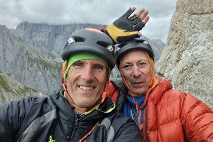 Cima d'Auta, Dolomiti, Rolando Larcher - 'Non è mai troppo tardi' alla Cima d'Auta: Rolando Larcher e Herman Zanetti in cima