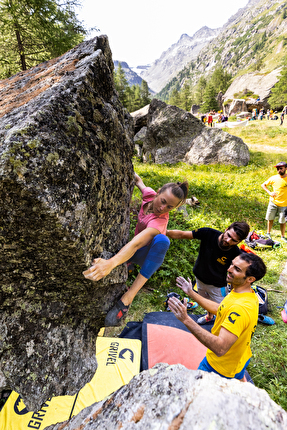 Granpablok, Parco Nazionale del Gran Paradiso - Il raduno di arrampicata boulder Granpablok, Parco Nazionale del Gran Paradiso, Valle d’Aosta