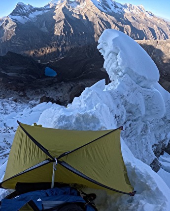 Nevado Quitaraju, Peru, Keisuke Ohkura, Kazumasa Ostubo, Yudai Suzuki - The first ascent of 'Dream House' on Nevado Quitaraju in Peru (Keisuke Ohkura, Kazumasa Ostubo, Yudai Suzuki 25-29/06/2024)