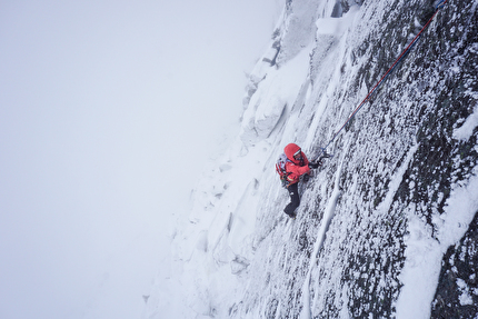 Embracing the Grim - Fay Manners climbing in Scotland