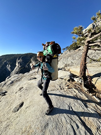 Laura Pineau - Laura Pineau in cima El Capitan, Yosemite, dopo aver ripetuto 'Freerider'
