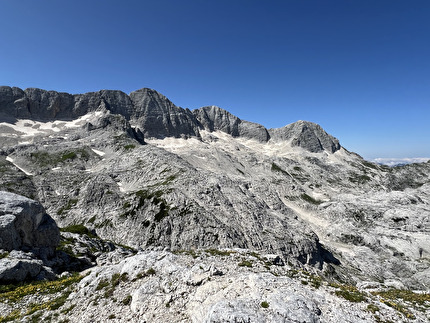 Bila Pec, Alpi Giulie - Vista sul Canin dalla cima del Bila Pec, Alpi Giulie