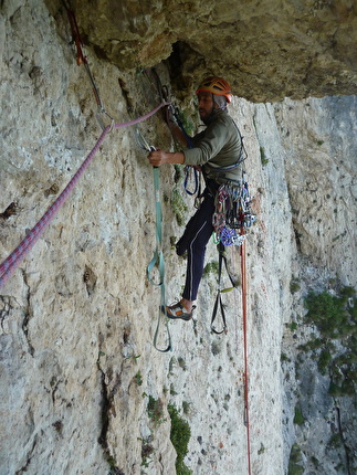 Grigna Nascente, Pala Piccola, Grignetta, Saverio De Toffol, Jorge Leonel Palacios - Jorge Leonel Palacios in apertura su 'Grigna Nascente' alla Pala Piccola, Grignetta