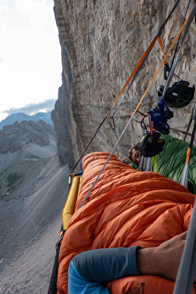 Space Vertigo Cima Ovest Tre Cime di Lavaredo, Felix Kiem, Patrick Tirler - Felix Kiem & Patrick Tirler durante la prima ripetizione di 'Space Vertigo' alla Cima Ovest, Tre Cime di Lavaredo, Dolomiti (23-25/07/2024)