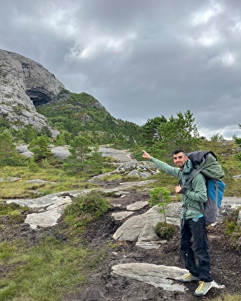 Jorge Díaz-Rullo - Jorge Díaz-Rullo attempting 'Change' (9b+) at Flatanger, Noway, summer 2024