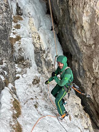 Francesco Favilli - Francesco Favilli making the first ascent of 'Birthday Crack' in Langental / Vallunga, Dolomites, with Daniel Ladurner and Mathieu Maynadier. The route was climbed on 6 January 2024 to celebrate Favilli's birthday