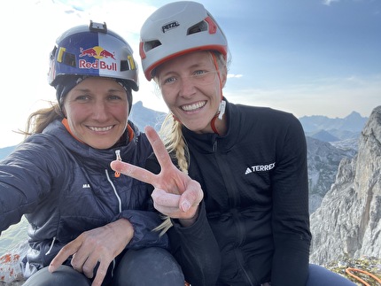 Schijenfluh Rätikon Lara Neumeier Nadine Wallner - Nadine Wallner and Lara Neumeier after having repeated 'Headless Children' on Schijenfluh in Rätikon, Austria, on 30/08/2024