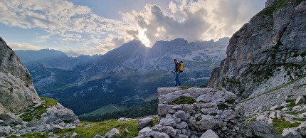 Cima Ghez, Valle d’Ambiez, Dolomiti di Brenta, Rolando Larcher, Alessandro Larcher - La Vita che verrà in Valle d’Ambiez (Dolomiti di Brenta):  serata in Val d'Ambiez, 2022