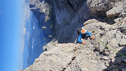 Plus Ultra, Spallone dei Massodi, Dolomiti di Brenta, Daniele Bolognani, Davide Dallago, Walter Endrizzi - Uscita di L8 di 'Plus Ultra' allo Spallone dei Massodi, Dolomiti di Brenta (Daniele Bolognani, Davide Dallago, Walter Endrizzi 07/09/2024)